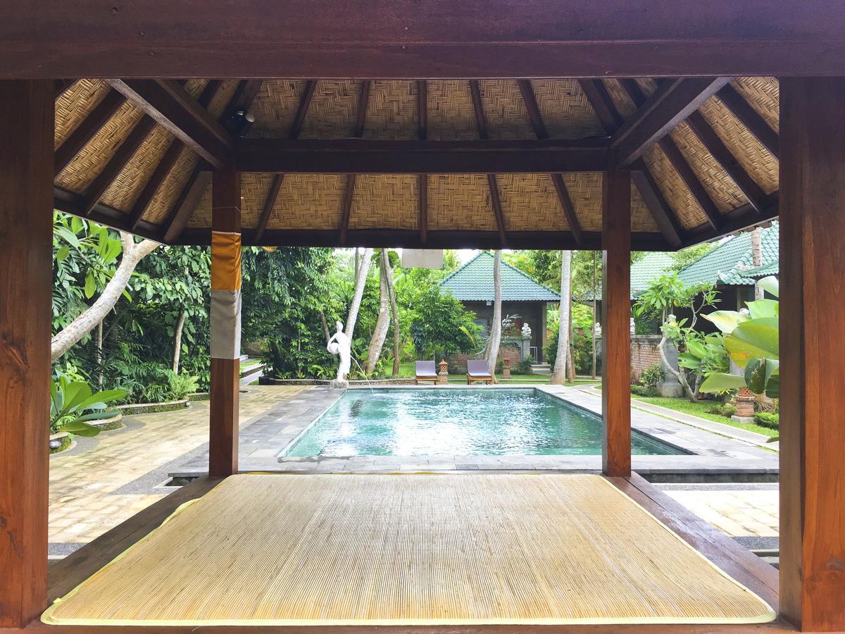 Wana Ukir Ubud Exterior photo